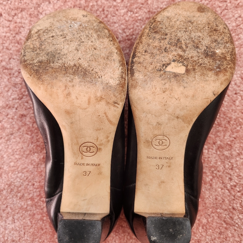 Chanel Pumps - Picture 4 of 6
